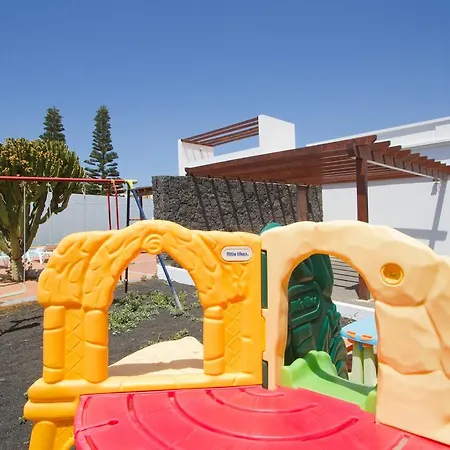 Alegranza Villa *